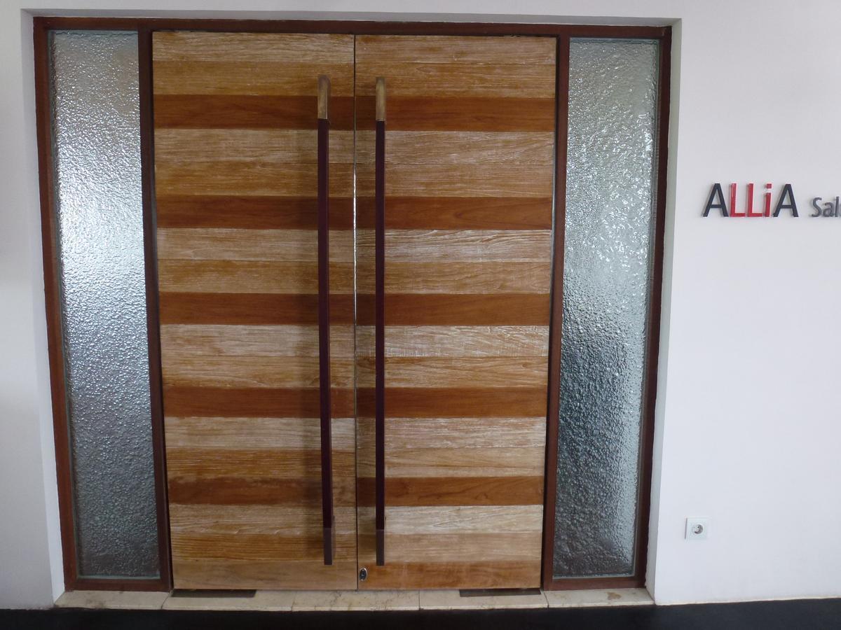 נוסא דואה Allia Residence מראה חיצוני תמונה